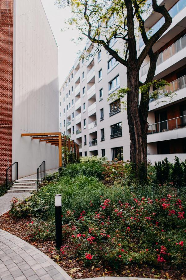 Apartamenty Vena Wrocław Exteriör bild
