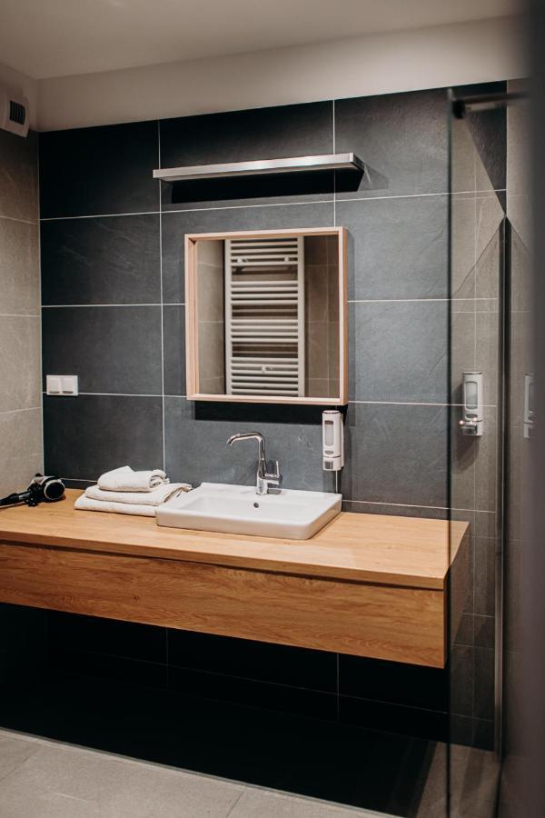 Apartamenty Vena Wrocław Exteriör bild