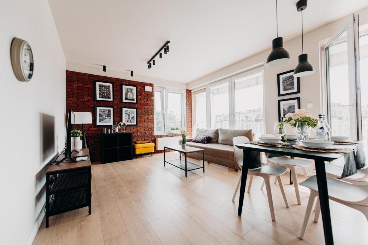 Apartamenty Vena Wrocław Exteriör bild